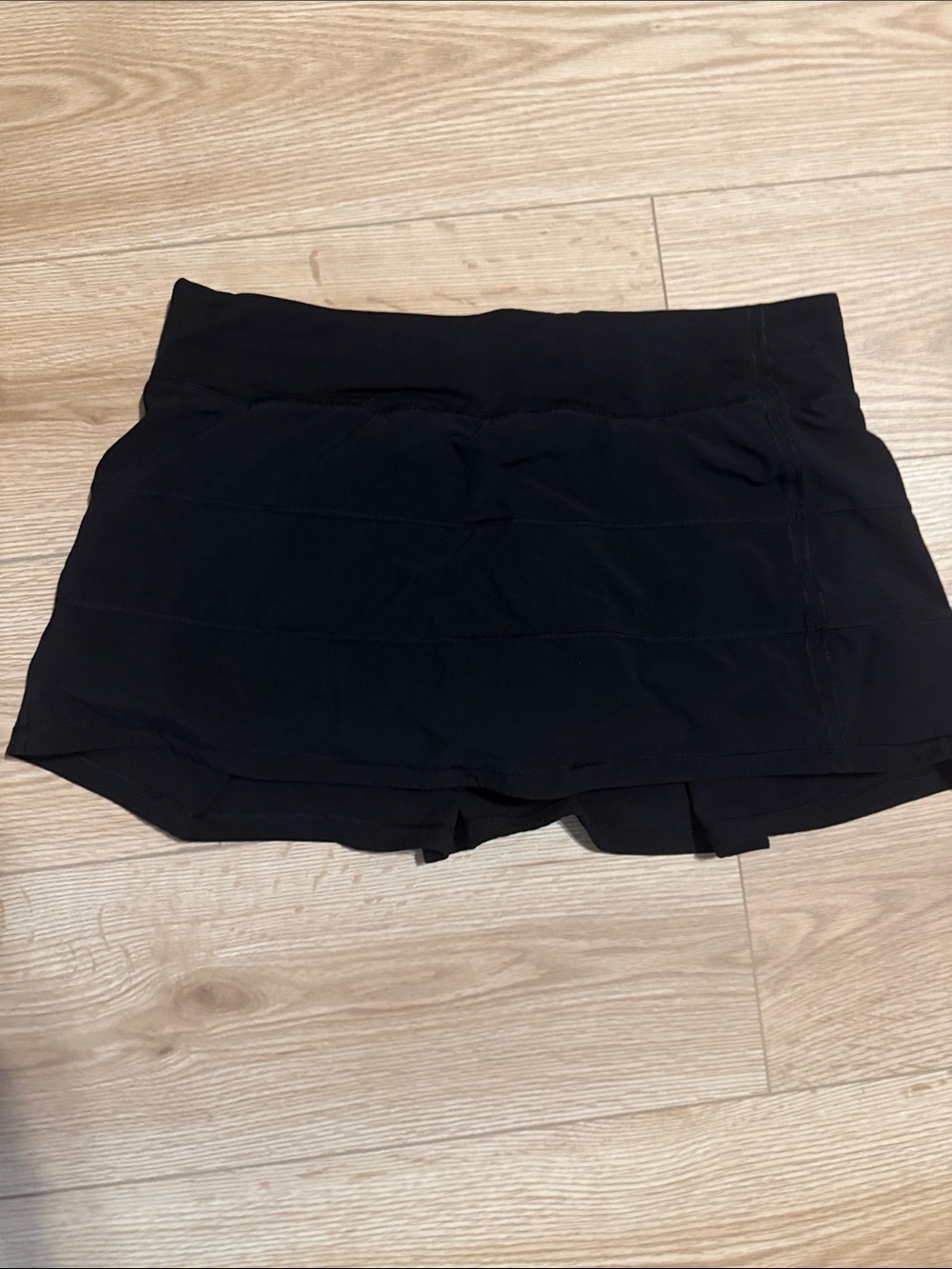 Lululemon Black Women's Athletic Skort - Versatile Active Shorts